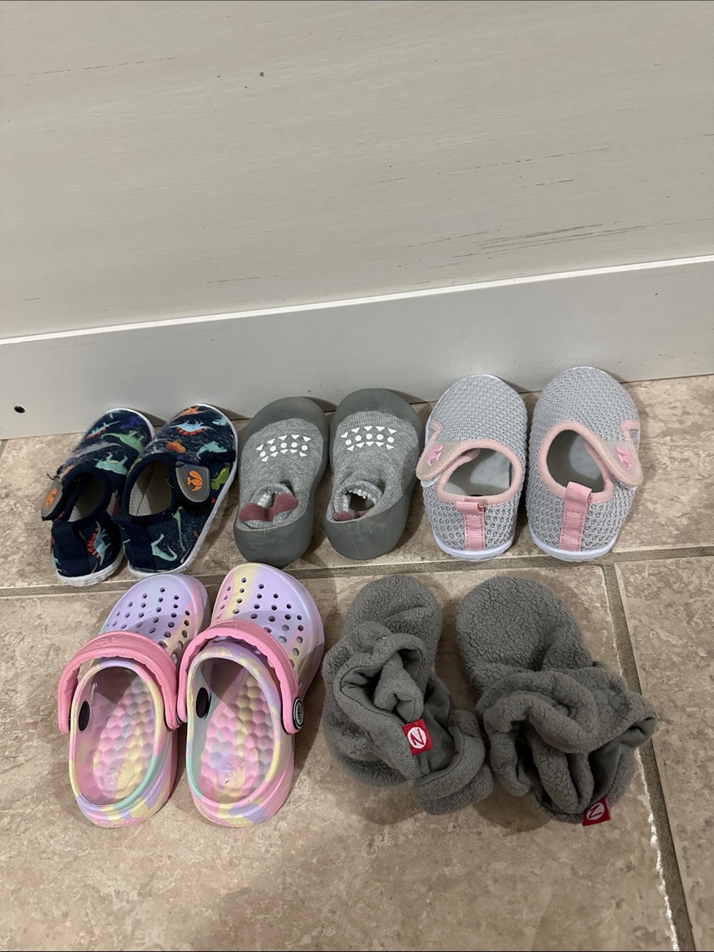 Kids shoes bundle